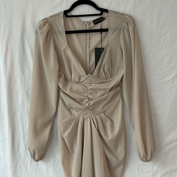 Pretty Little Thing Stone Underbust Detail Ruched Midi Dress Women Size 6 - Picture 13 of 17